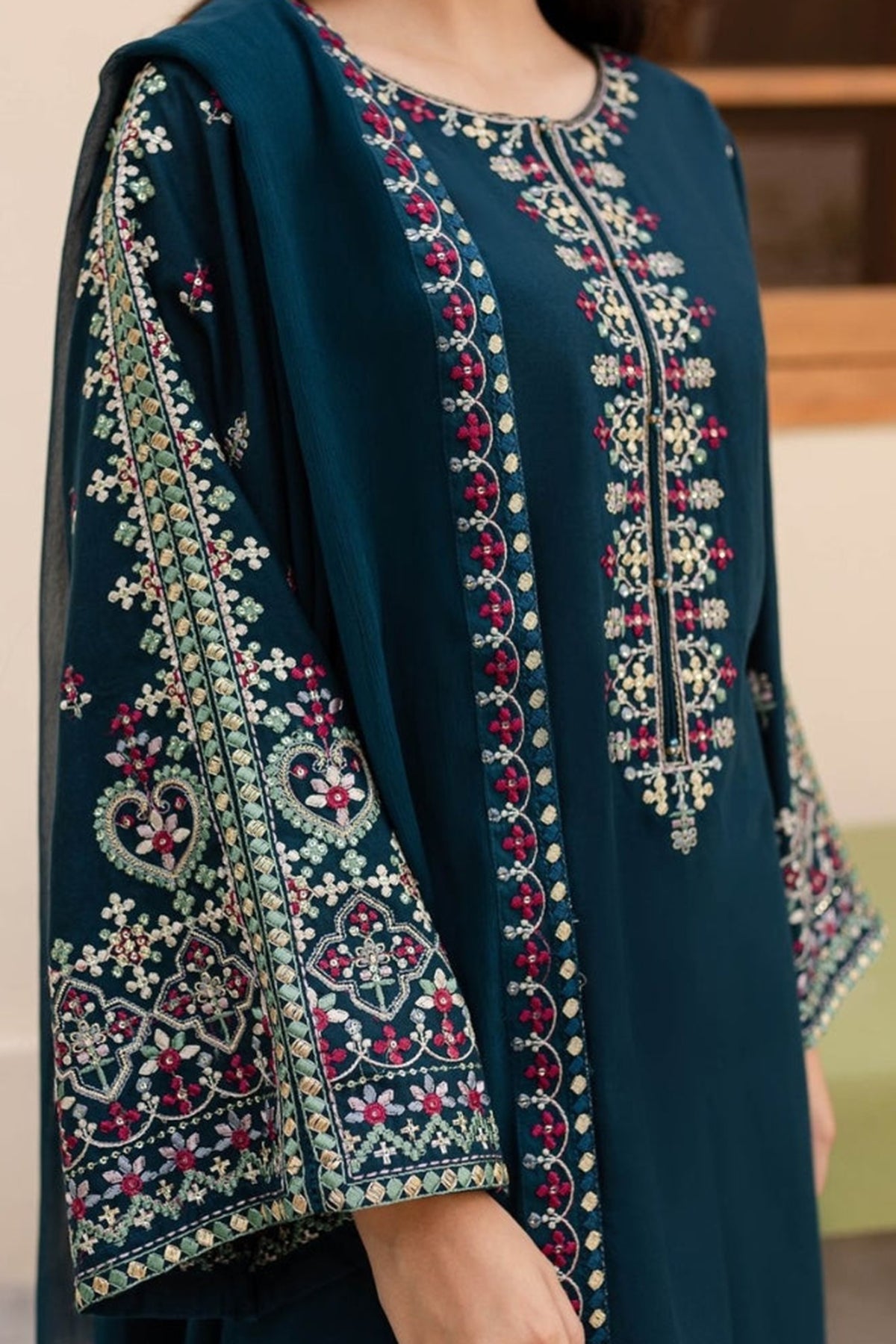 Batik Embroidered Lawn 3pc with Embroidered Chiffon Dupatta-